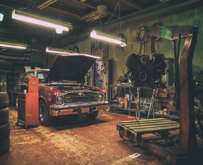 Muffler Masters: Detroit Muffler and Brakes' Quality Craftsmanship